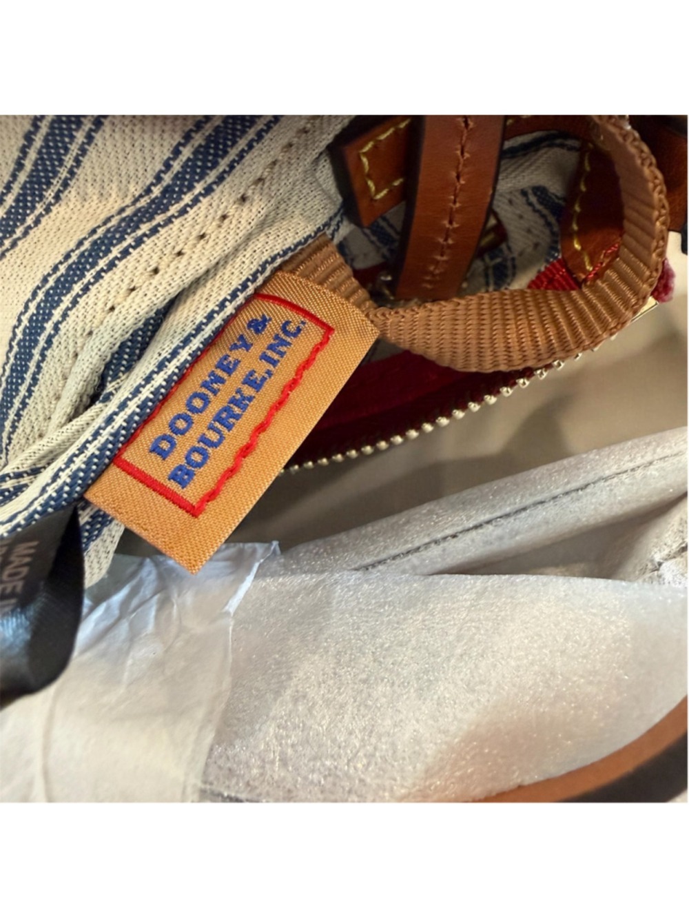 NWT Dooney & Bourke Red Nylon Mini Domed Crossbody Bag - Picture 4 of 6